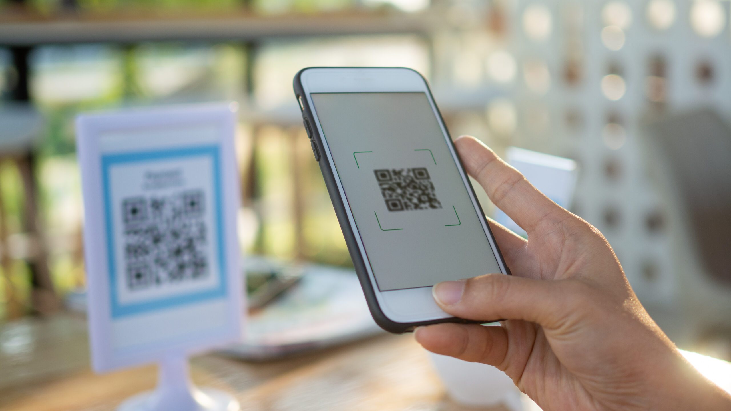 iPhone scanning QR Code